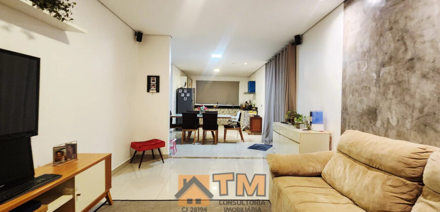 EXCELENTE CASA, TODA NA LAJE, COM ESTRUTURA PARA MAIS 1 PAVIMENTO, NO CONDOMINIO JARDIM BOTÂNICO DE BRASÍLIA/DF.
