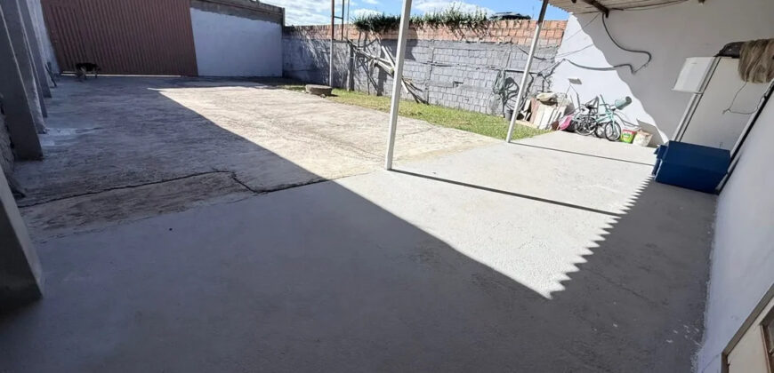 EXCELENTE CASA COM 2 QUARTOS, BAIRRO MORRO DA CRUZ, PERTO DA PRINCIPAL, SÃO SEBASTIÃO/DF.