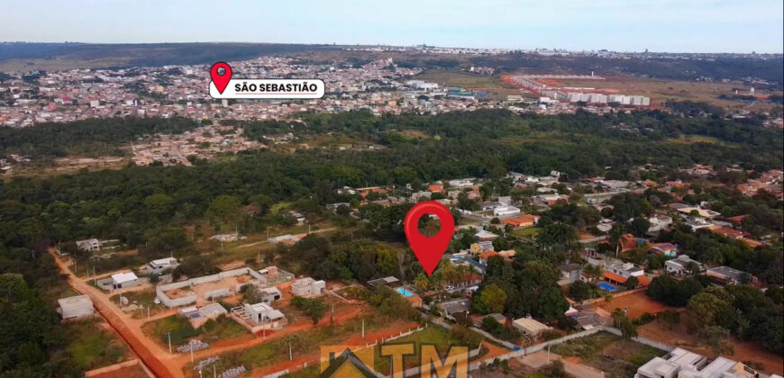 EXCELENTE CHACARA, COM LINDOS JARDINS, PARA QUEM BUSCA PAZ, TRANQUILADADE, LOCAL DE DESCANÇO, E CONTATO COM A NATUREZA, ALÉM DE UMA CASA PARA O CONFORTO FAMÍLIA.