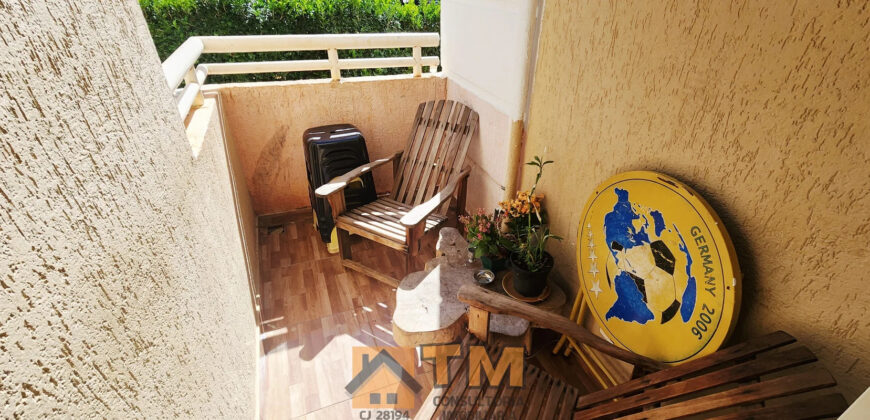 EXCELENTE APARTAMENTO TÉRREO, NO CONDOMÍNIO JARDINS DAS ACÁCIAS, PRÓXIMO A MERCADOS, FARMÁCIAS, POSTOS DE GASOLINA E PADARIAS, CONTA COM PORTARIA E RONDA 24HRS, E OFERECE CONFORTO E LAZER NOS PLAYGROUNDS PARA CRIANÇAS, CHURRASQUEIRA, QUADRA ESPORTIVA E SALA DE JOGOS.