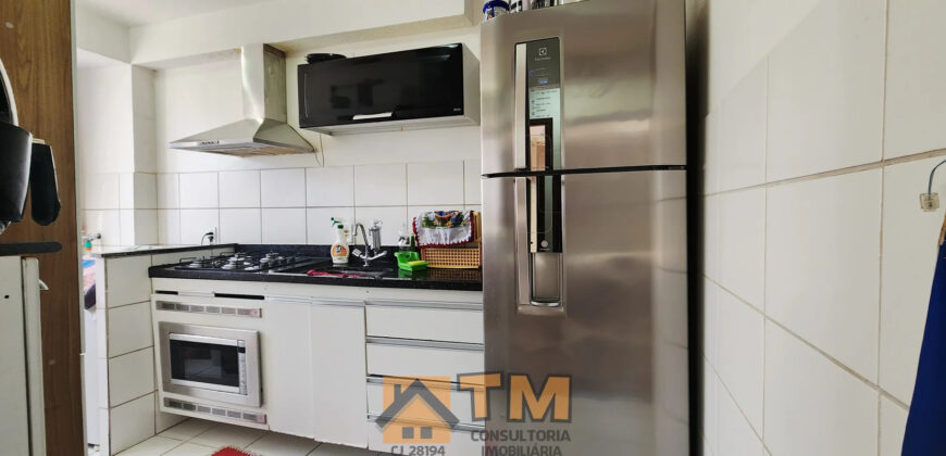 EXCELENTE APARTAMENTO TÉRREO, NO CONDOMÍNIO JARDINS DAS ACÁCIAS, PRÓXIMO A MERCADOS, FARMÁCIAS, POSTOS DE GASOLINA E PADARIAS, CONTA COM PORTARIA E RONDA 24HRS, E OFERECE CONFORTO E LAZER NOS PLAYGROUNDS PARA CRIANÇAS, CHURRASQUEIRA, QUADRA ESPORTIVA E SALA DE JOGOS.