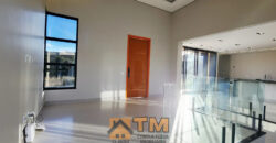 Maravilha Casa, Alto Padrão, Nova, Moderna, Fino Acabamento, com 3 Quartos, Piscina Aquecida, no Condomínio Residencial Jardim Bonitanic, no Jardim Botânico Brasília /DF.
