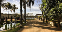 EXCELENTE CHACARA, COM LINDOS JARDINS, PARA QUEM BUSCA PAZ, TRANQUILADADE, LOCAL DE DESCANÇO, E CONTATO COM A NATUREZA, ALÉM DE UMA CASA PARA O CONFORTO FAMÍLIA.