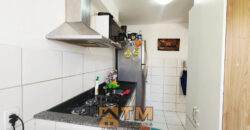 EXCELENTE APARTAMENTO TÉRREO, NO CONDOMÍNIO JARDINS DAS ACÁCIAS, PRÓXIMO A MERCADOS, FARMÁCIAS, POSTOS DE GASOLINA E PADARIAS, CONTA COM PORTARIA E RONDA 24HRS, E OFERECE CONFORTO E LAZER NOS PLAYGROUNDS PARA CRIANÇAS, CHURRASQUEIRA, QUADRA ESPORTIVA E SALA DE JOGOS.