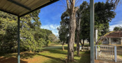 EXCELENTE CHACARA, COM LINDOS JARDINS, PARA QUEM BUSCA PAZ, TRANQUILADADE, LOCAL DE DESCANÇO, E CONTATO COM A NATUREZA, ALÉM DE UMA CASA PARA O CONFORTO FAMÍLIA.