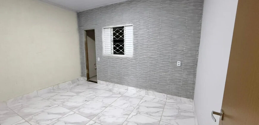 EXCELENTE CASA COM 2 QUARTOS, BAIRRO MORRO DA CRUZ, PERTO DA PRINCIPAL, SÃO SEBASTIÃO/DF.