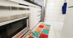 EXCELENTE APARTAMENTO TÉRREO, NO CONDOMÍNIO JARDINS DAS ACÁCIAS, PRÓXIMO A MERCADOS, FARMÁCIAS, POSTOS DE GASOLINA E PADARIAS, CONTA COM PORTARIA E RONDA 24HRS, E OFERECE CONFORTO E LAZER NOS PLAYGROUNDS PARA CRIANÇAS, CHURRASQUEIRA, QUADRA ESPORTIVA E SALA DE JOGOS.