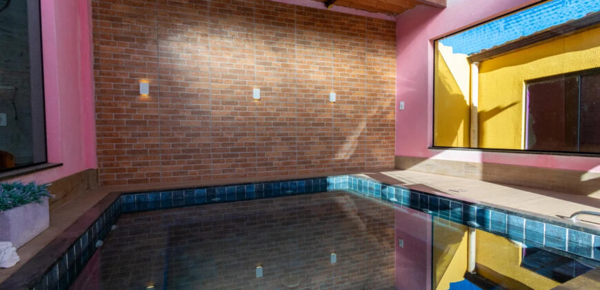 Casa com 4 Quartos, Lazer Completo e Spa no Condomínio Ouro do Itaipú – Jardim Botânico