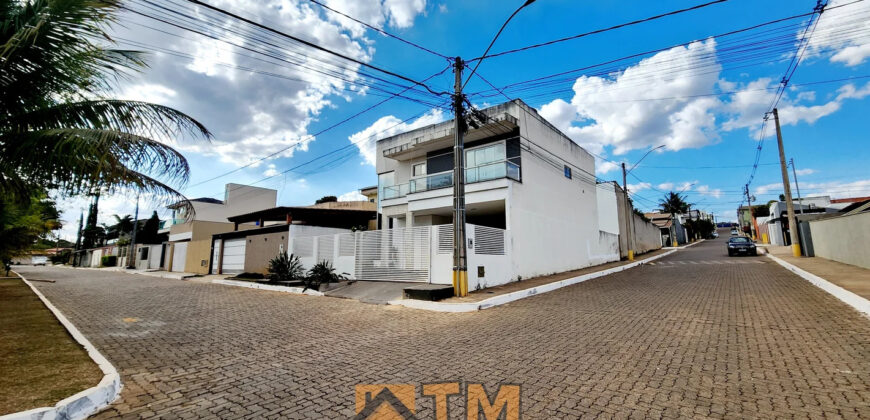 EXCELENTE CASA, TODA NA LAJE, COM ESTRUTURA PARA MAIS 1 PAVIMENTO, NO CONDOMINIO JARDIM BOTÂNICO DE BRASÍLIA/DF.