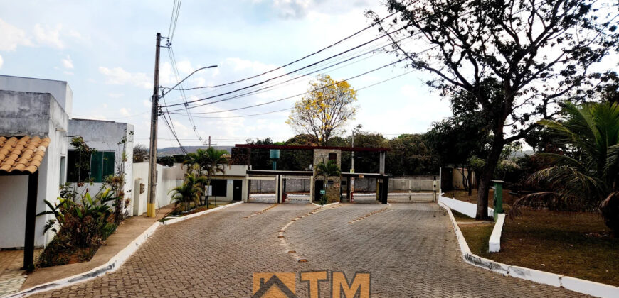 EXCELENTE CASA, TODA NA LAJE, COM ESTRUTURA PARA MAIS 1 PAVIMENTO, NO CONDOMINIO JARDIM BOTÂNICO DE BRASÍLIA/DF.