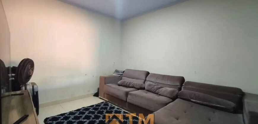 EXCELENTE CASA COM 3 QUARTOS, NO BAIRRO ITAIPU, DO JARDIM BOTÂNICO/DF.