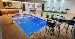 MARAVILHOSA CASA, COM FINO ACABAMENTO, ARMÁRIOS PLANEJADOS, AUTOMAÇÃO, PISCINA AQUECIDA, CHURRASQUEIRA, PRONTA PARA MORAR!