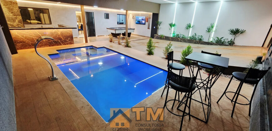 MARAVILHOSA CASA, COM FINO ACABAMENTO, ARMÁRIOS PLANEJADOS, AUTOMAÇÃO, PISCINA AQUECIDA, CHURRASQUEIRA, PRONTA PARA MORAR!