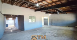 EXCELENTE CASA COM 3 QUARTOS, TODA NA LAJE, BEM LOCALIZADA, ESCRITURADA, BAIRRO RESIDENCIAL OESTE, EM SÃO SEBASTIÃO/DF.