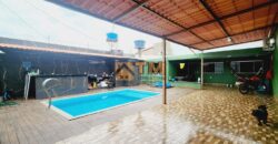 Excelente Casa com 2 Quartos, Piscina, Churrasqueira, Bairro Morro da Cruz, em São Sebastião /DF.