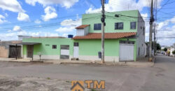EXCELENTE SOBRADO DE ESQUINA NA QUADRA 104 DO BAIRRO RESIDENCIAL OESTE EM SÃO SEBASTIÃO DF. SÃO 3 MORADIAS COM ENTRADA INDEPENDENTE.