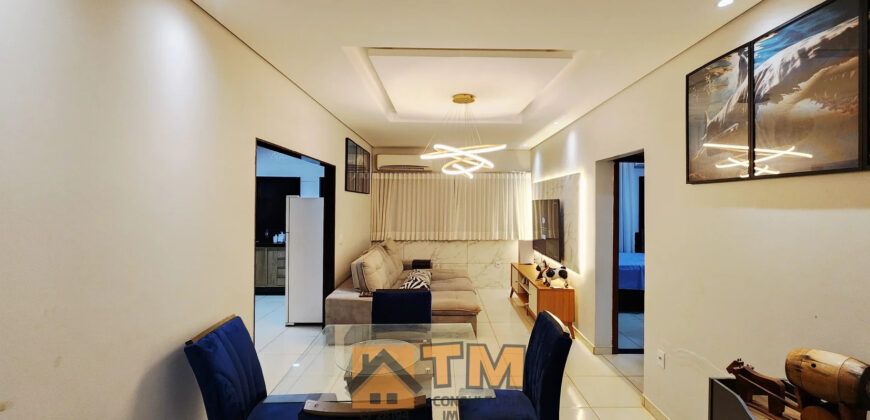MARAVILHOSA CASA, COM FINO ACABAMENTO, ARMÁRIOS PLANEJADOS, AUTOMAÇÃO, PISCINA AQUECIDA, CHURRASQUEIRA, PRONTA PARA MORAR!