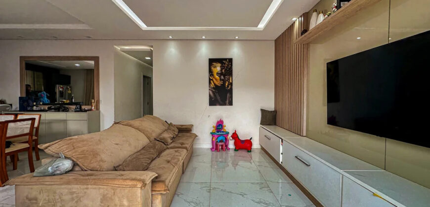 Maravilhosa Casa, Nova, Moderna, com Fino Acabamento, Armários Planejados, na Laje, no Condomínio Villages do Sol, Jardim Botânico /DF. Próxima ao condomínio Quintas dos Ipês.