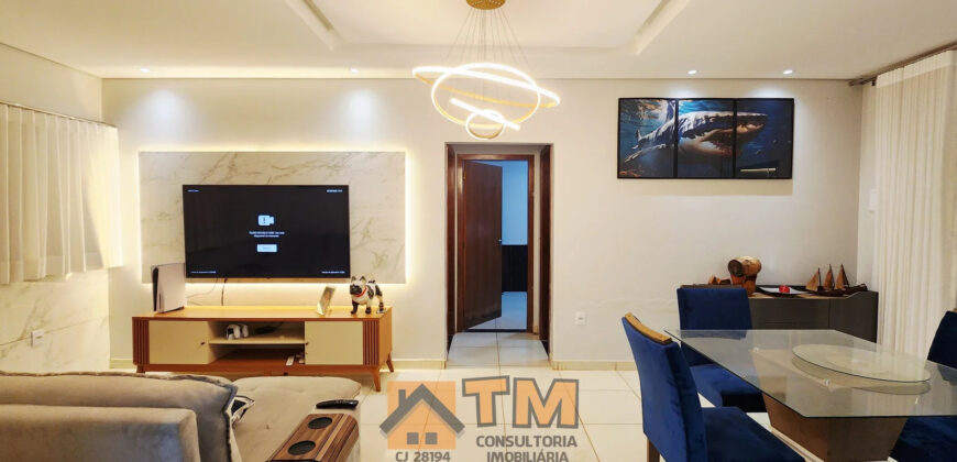 MARAVILHOSA CASA, COM FINO ACABAMENTO, ARMÁRIOS PLANEJADOS, AUTOMAÇÃO, PISCINA AQUECIDA, CHURRASQUEIRA, PRONTA PARA MORAR!