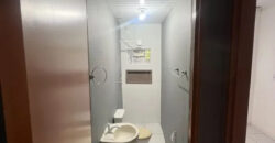 CASA DE ESQUINA, COM 2 QUARTOS, BEM LOCALIZADA, PINTURA NOVA, PRONTA PARA MORAR! NO BAIRRO SETOR TRADICIONAL, EM SÃO SEBASTIÃO/DF.