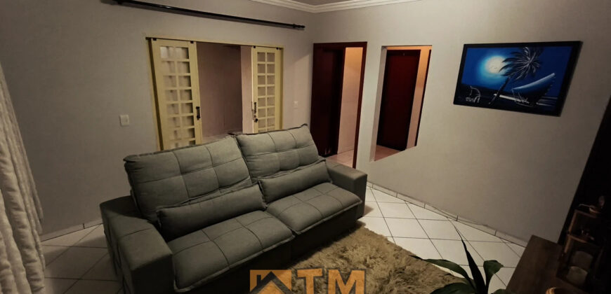 MARAVILHOSA CASA, TODA NA LAJE, COM ESTRUTURA PARA MAIS UM PAVIMENTO, ARMÁRIOS , BEM LOCALIZADA, PINTURA NOVA, PRONTA PARA MORAR! NO BAIRRO RESIDENCIAL OESTE, EM SÃO SEBASTIÃO/DF.