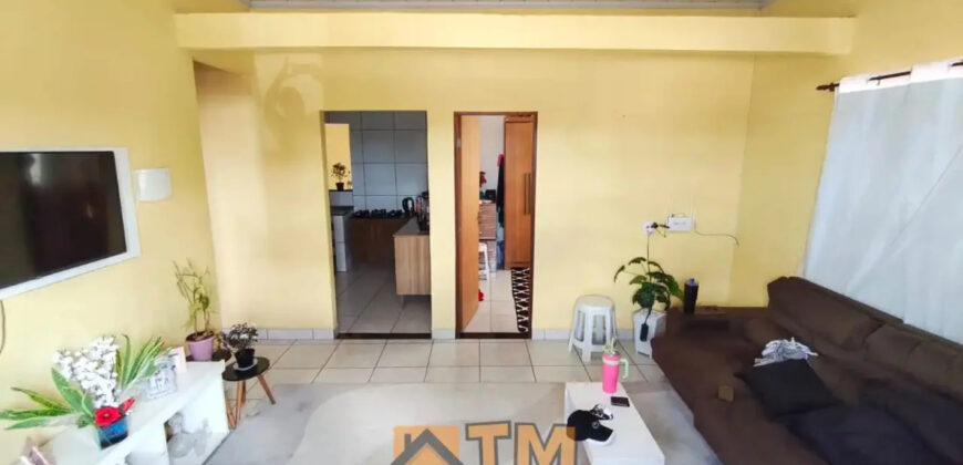 EXCELENTE SOBRADO DE ESQUINA NA QUADRA 104 DO BAIRRO RESIDENCIAL OESTE EM SÃO SEBASTIÃO DF. SÃO 3 MORADIAS COM ENTRADA INDEPENDENTE.