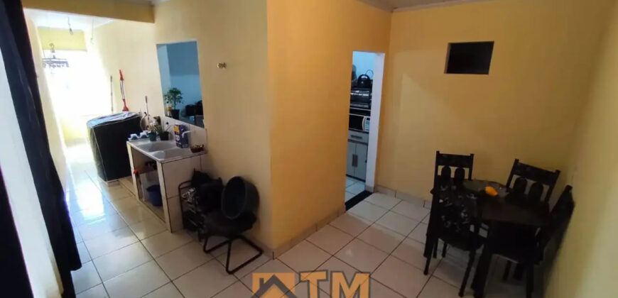 EXCELENTE SOBRADO DE ESQUINA NA QUADRA 104 DO BAIRRO RESIDENCIAL OESTE EM SÃO SEBASTIÃO DF. SÃO 3 MORADIAS COM ENTRADA INDEPENDENTE.