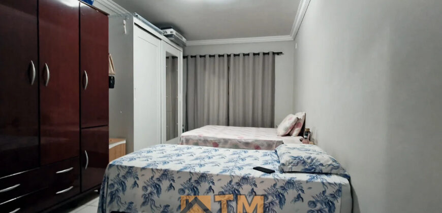 MARAVILHOSA CASA, TODA NA LAJE, COM ESTRUTURA PARA MAIS UM PAVIMENTO, ARMÁRIOS , BEM LOCALIZADA, PINTURA NOVA, PRONTA PARA MORAR! NO BAIRRO RESIDENCIAL OESTE, EM SÃO SEBASTIÃO/DF.