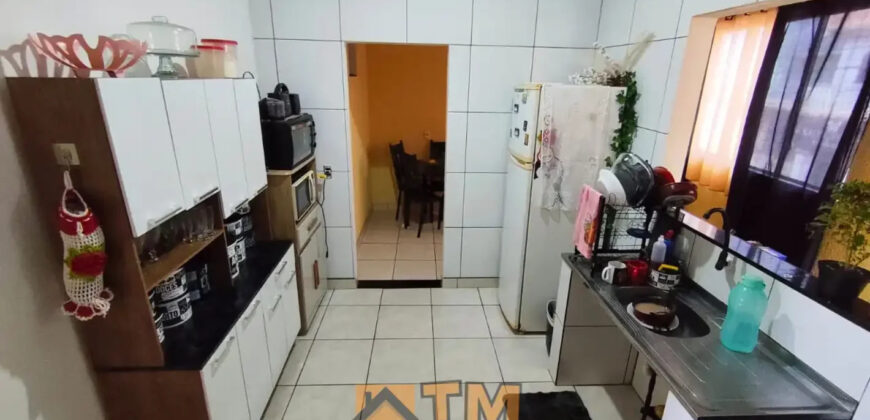 EXCELENTE SOBRADO DE ESQUINA NA QUADRA 104 DO BAIRRO RESIDENCIAL OESTE EM SÃO SEBASTIÃO DF. SÃO 3 MORADIAS COM ENTRADA INDEPENDENTE.