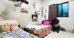 CASA COM 3 QUARTOS, SUITE, PERTO DA PARADA DE ONIBUS E COMERCIO EM GERAL, NO BAIRRO RESIDENCIAL VITORIA, EM SÃO SEBASTIÃO/DF.