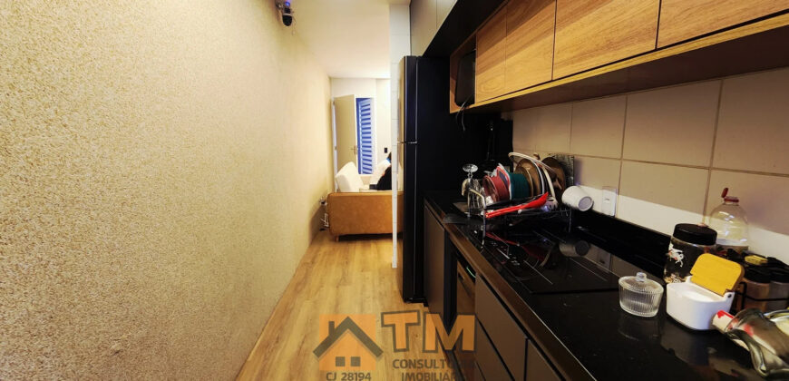 EXCELENTE APARTAMENTO TODO REFORMADO, COM ARMÁRIOS PLANEJADOS, PROJETO DE ILUMINAÇÃO, NO PRIMEIRO ANDAR, DO CRIXAS III, EM SÃO SEBASTIÃO/DF.