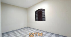 EXCELENTE CASA COM 3 QUARTOS, TODA NA LAJE, BEM LOCALIZADA, ESCRITURADA, BAIRRO RESIDENCIAL OESTE, EM SÃO SEBASTIÃO/DF.