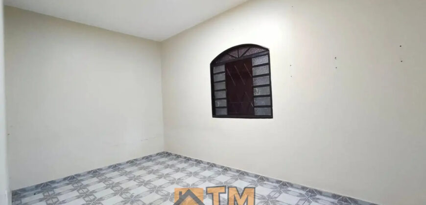 EXCELENTE CASA COM 3 QUARTOS, TODA NA LAJE, BEM LOCALIZADA, ESCRITURADA, BAIRRO RESIDENCIAL OESTE, EM SÃO SEBASTIÃO/DF.