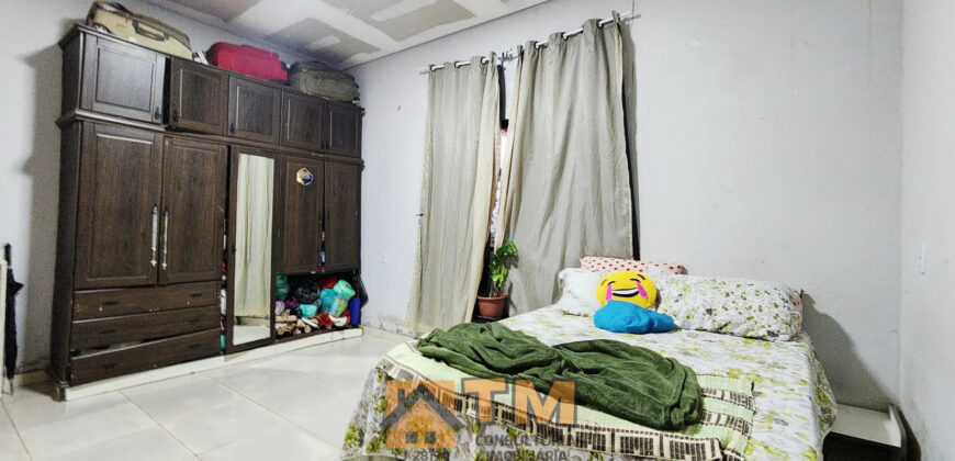 CASA COM 3 QUARTOS, SUITE, PERTO DA PARADA DE ONIBUS E COMERCIO EM GERAL, NO BAIRRO RESIDENCIAL VITORIA, EM SÃO SEBASTIÃO/DF.