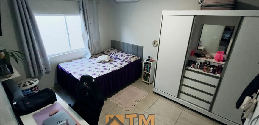 EXCELENTE CASA COM 4 QUARTOS, DE ESQUINA, NASCENTE, ARMÁRIOS , CHURRASQUEIRA, BEM LOCALIZADA, PROXIMA AO SUPER MERCADO UNIÃO NO BAIRRO RESIDENCIAL OESTE, EM SÃO SEBASTIÃO/DF.