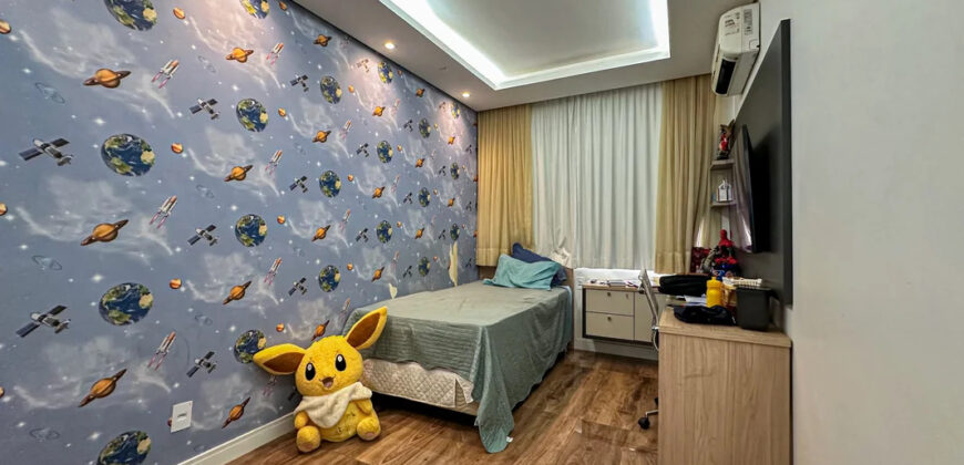 Maravilhosa Casa, Nova, Moderna, com Fino Acabamento, Armários Planejados, na Laje, no Condomínio Villages do Sol, Jardim Botânico /DF. Próxima ao condomínio Quintas dos Ipês.