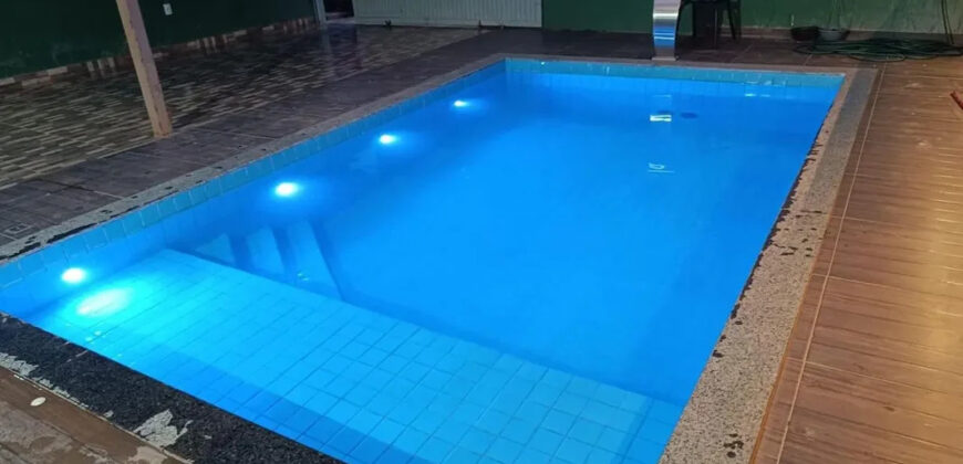 Excelente Casa com 2 Quartos, Piscina, Churrasqueira, Bairro Morro da Cruz, em São Sebastião /DF.