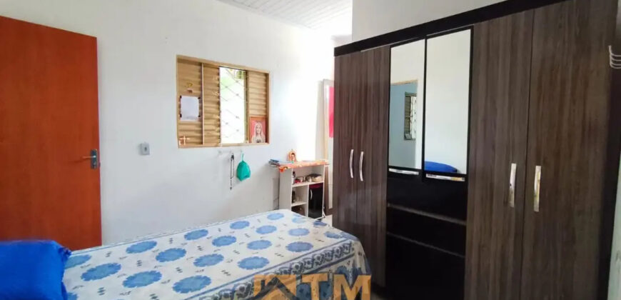 EXCELENTE SOBRADO DE ESQUINA NA QUADRA 104 DO BAIRRO RESIDENCIAL OESTE EM SÃO SEBASTIÃO DF. SÃO 3 MORADIAS COM ENTRADA INDEPENDENTE.