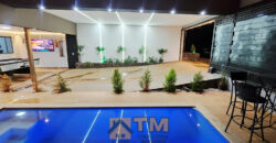 MARAVILHOSA CASA, COM FINO ACABAMENTO, ARMÁRIOS PLANEJADOS, AUTOMAÇÃO, PISCINA AQUECIDA, CHURRASQUEIRA, PRONTA PARA MORAR!