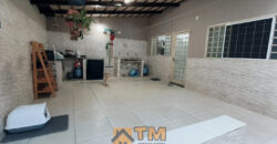 MARAVILHOSA CASA, TODA NA LAJE, COM ESTRUTURA PARA MAIS UM PAVIMENTO, ARMÁRIOS , BEM LOCALIZADA, PINTURA NOVA, PRONTA PARA MORAR! NO BAIRRO RESIDENCIAL OESTE, EM SÃO SEBASTIÃO/DF.