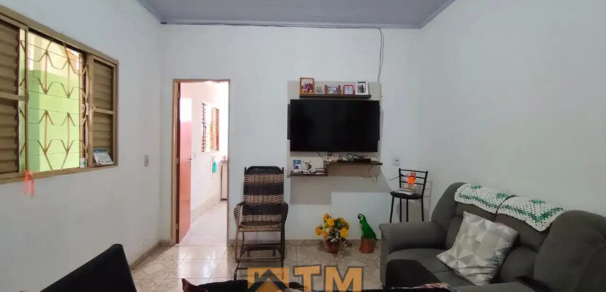 EXCELENTE SOBRADO DE ESQUINA NA QUADRA 104 DO BAIRRO RESIDENCIAL OESTE EM SÃO SEBASTIÃO DF. SÃO 3 MORADIAS COM ENTRADA INDEPENDENTE.