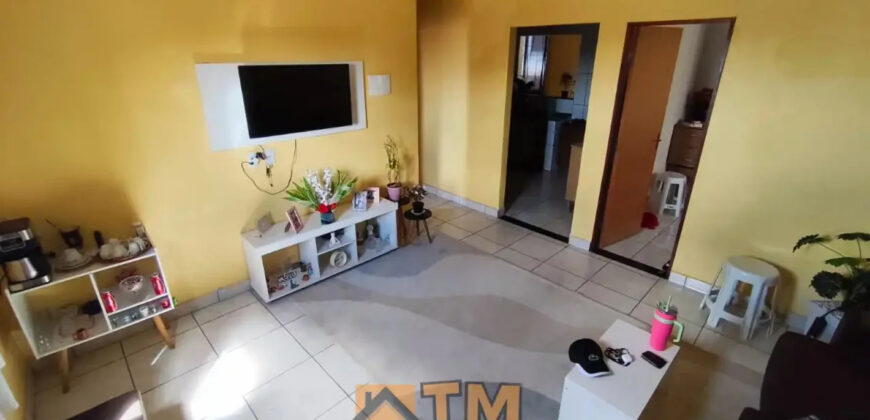 EXCELENTE SOBRADO DE ESQUINA NA QUADRA 104 DO BAIRRO RESIDENCIAL OESTE EM SÃO SEBASTIÃO DF. SÃO 3 MORADIAS COM ENTRADA INDEPENDENTE.