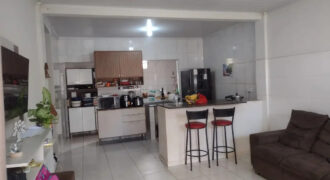 INVESTIR OU MORAR SÃO 2 CASAS NO MESMO LOTE, NO SETOR TRADICIONAL, EM SÃO SEBASTIÃO/DF