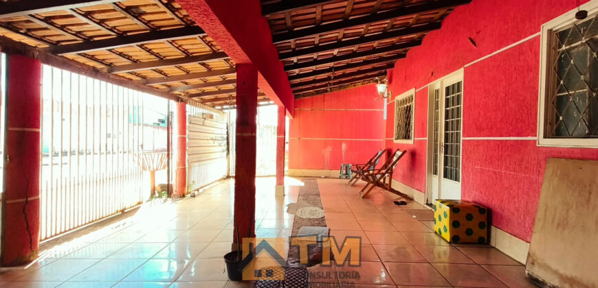 CASA COM 3 QUARTOS, MAIS UM SOBRADO NOS FUNDOS COM 2 LAJES – EXCELENTE LOCALIZAÇÃO, IMÓVEL MISTO, COMERCIAL E RESIDENCIAL, ATRÁS DO CORPO DE BOMBEIRO, NO BAIRRO RESIDENCIAL OESTE, EM SÃO SEBASTIÃO/DF.