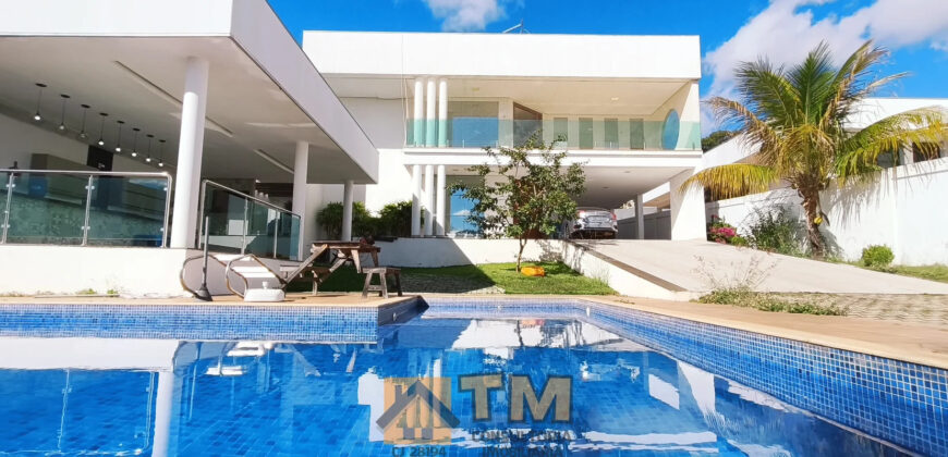 Conquiste seu novo lar no Condomínio Ouro Vermelho I, no bairro Jardim Botânico, em Brasília. Uma linda casa de 600m², moderna e espaçosa, que une conforto, praticidade e um estilo de vida exclusivo para você e sua família. Aproveite o melhor de morar em uma residência com amplas suítes e uma infraestrutura completa de lazer.