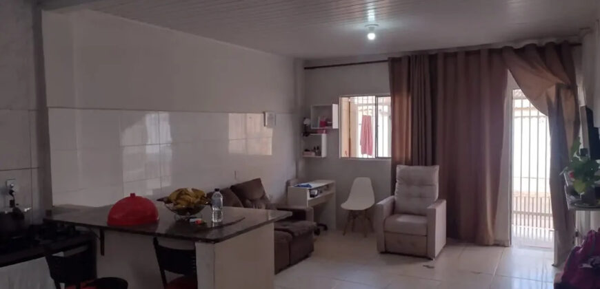 INVESTIR OU MORAR SÃO 2 CASAS NO MESMO LOTE, NO SETOR TRADICIONAL, EM SÃO SEBASTIÃO/DF