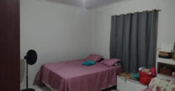 INVESTIR OU MORAR SÃO 2 CASAS NO MESMO LOTE, NO SETOR TRADICIONAL, EM SÃO SEBASTIÃO/DF