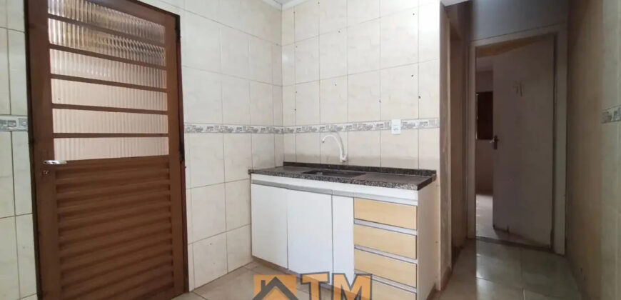 CASA COM 3 QUARTOS, EXCELENTE LOCALIZAÇÃO, NASCENTE, ARMÁRIOS , CHURRASQUEIRA, PROXIMA A ADMINISTRAÇÃO REGIONAL, NO BAIRRO RESIDENCIAL OESTE, EM SÃO SEBASTIÃO/DF.