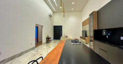 MARAVILHOSA CASA, NOVA DE ALTO PADRÃO, SOFISTICAÇÃO, CONFORTO E MODERNIDADE APRESENTAMOS ESTA BELÍSSIMA RESIDÊNCIA, PROJETADA PARA QUEM BUSCA EXCLUSIVIDADE, CONFORTO E UM ACABAMENTO IMPECÁVEL.