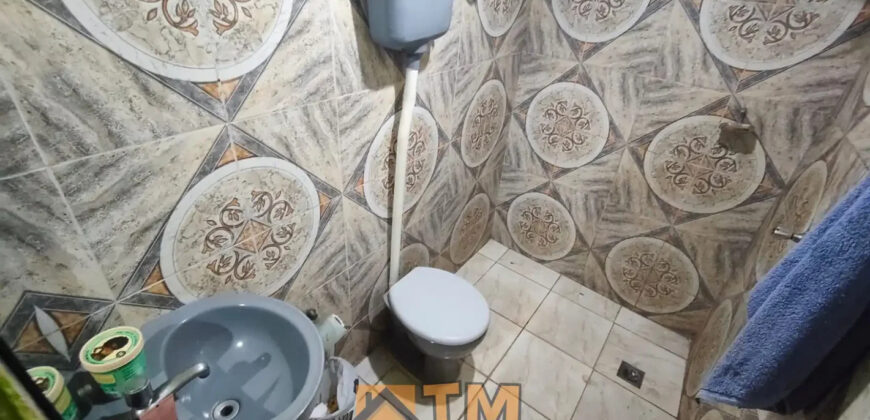 SOBRADO DE ESQUINA COM 1 CASA E 3 KITNETS E UMA GALPÃO, NO BAIRRO VILA NOVA EM SÃO SEBASTIÃO DF.